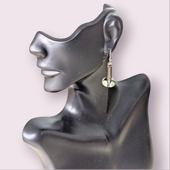 Elegant Grey and Green Glass Bead Handcrafted Dangle Earrings - Picture 4 of 8